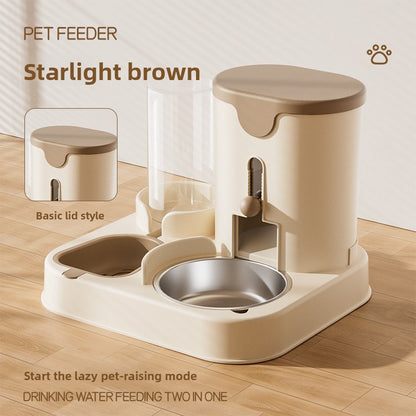 Pet feeder
